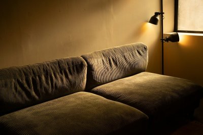 Gelaagd licht is de nieuwe luxe in je woonkamer